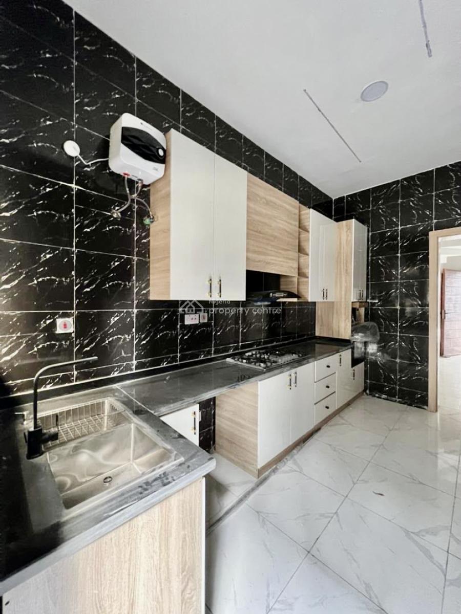 Modern and Spacious Brand New in Secured Environment, Ikota, Lekki, Lagos, Terraced Duplex for Rent
