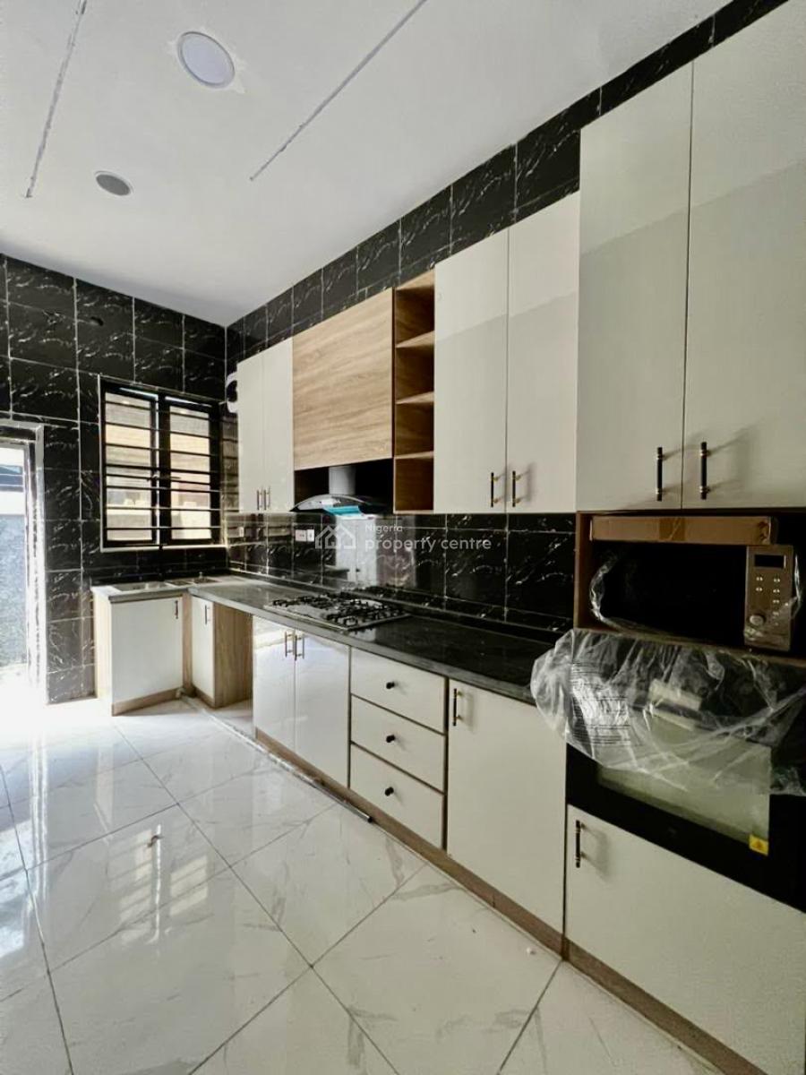 Modern and Spacious Brand New in Secured Environment, Ikota, Lekki, Lagos, Terraced Duplex for Rent
