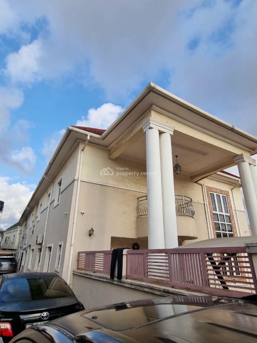 Solid 6 Bedroom Detached Duplex with 2 Units of Flats, Okota Road, Okota, Isolo, Lagos, Detached Duplex for Sale