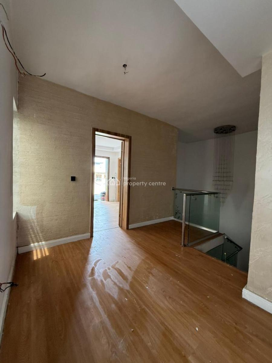 4 Bedroom Terrace Duplex with Gym & Bq, Lekki Phase 1, Lekki, Lagos, Terraced Duplex for Rent