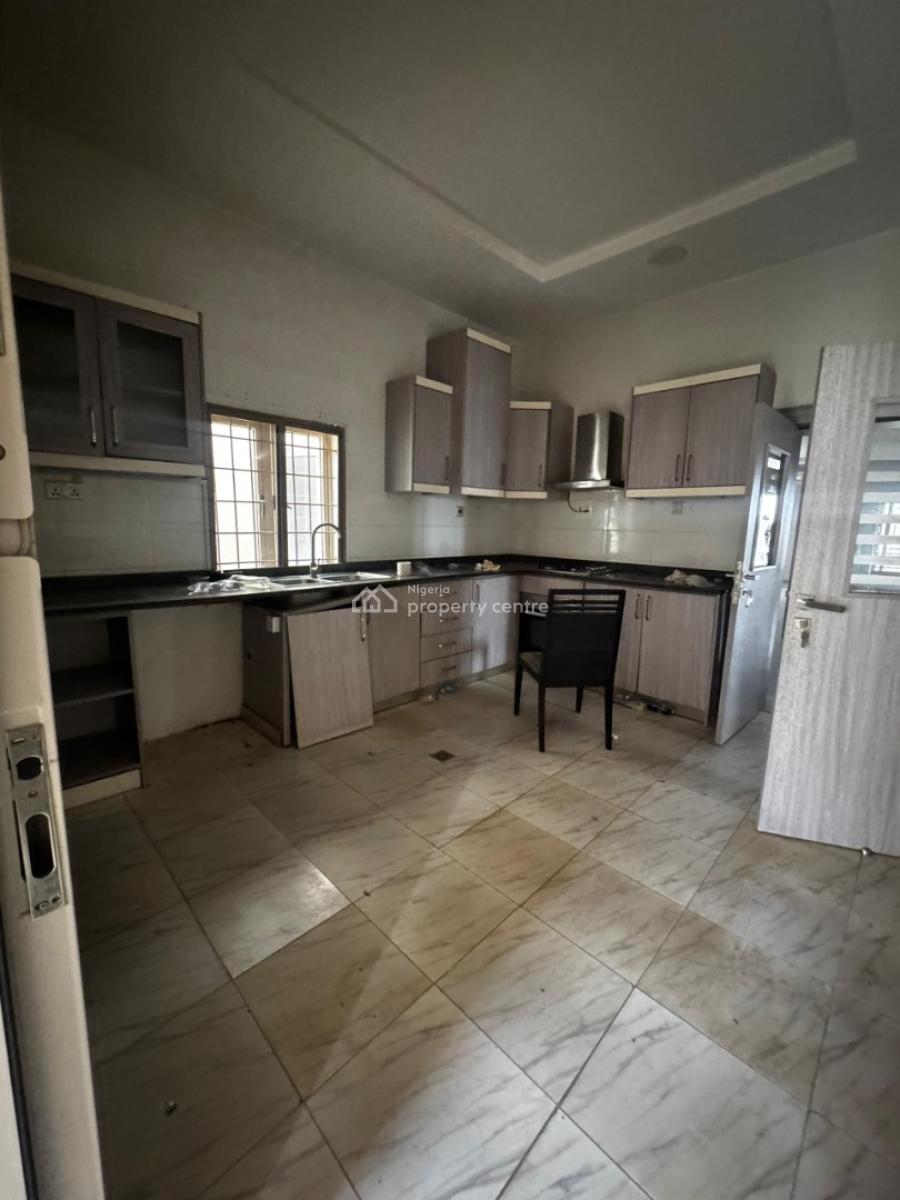 a Very Good Spacious & Serviced 2-bedroom Flat, Katampe Extension, Katampe, Abuja, Flat / Apartment for Rent