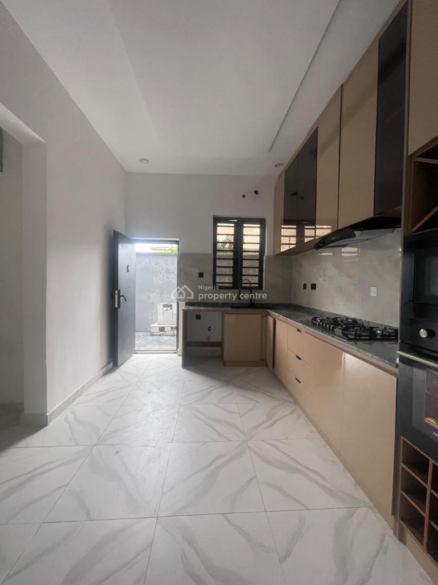 Elegant 4-bedroom Terrace Home with Inbuilt Sound System & Bq, Nestled Within a Well-developed Neighborhood, Abraham Adesanya Axis, Ajah, Lagos, Terraced Duplex for Sale