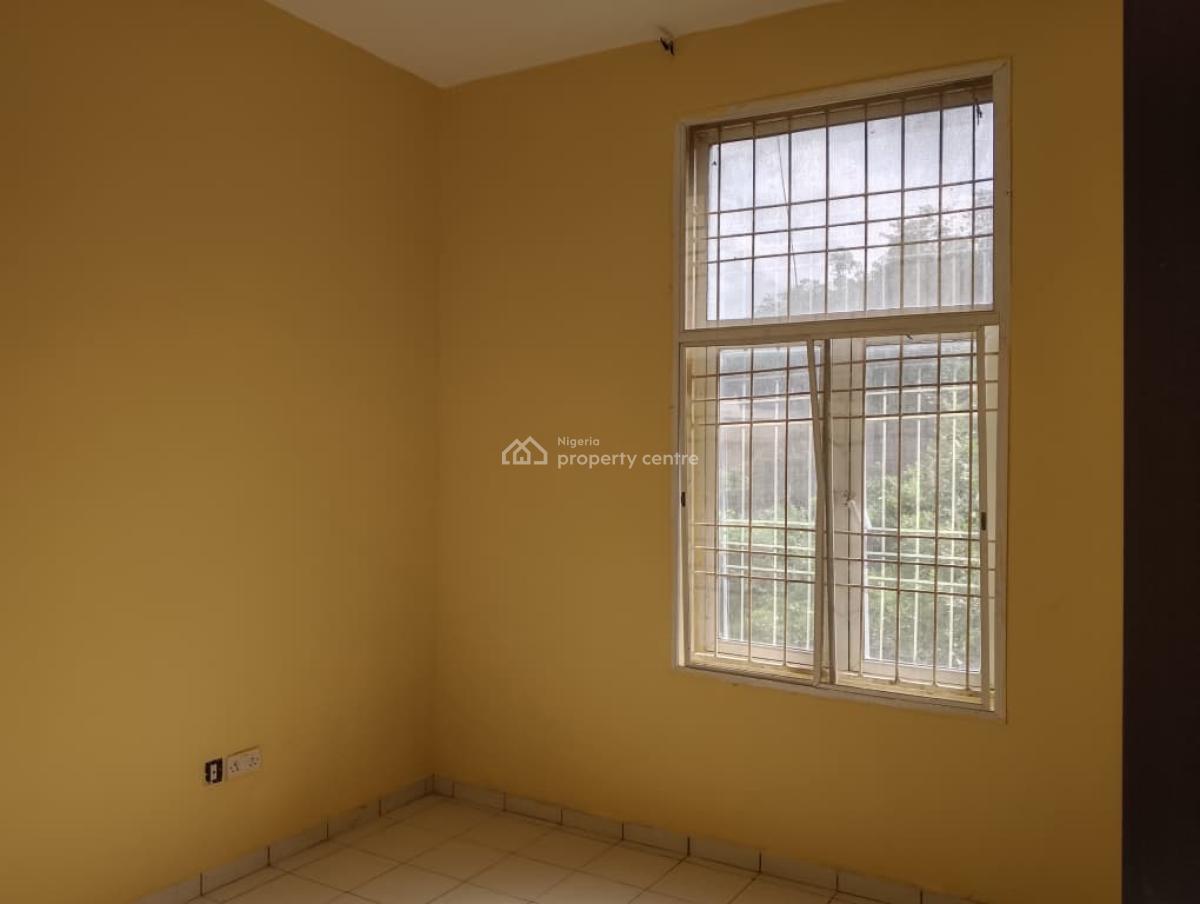 Spacious Three Bedrooms Flat, Guzape District, Abuja, Flat / Apartment for Rent