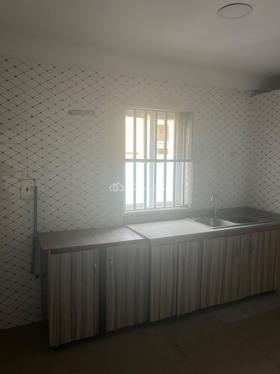 Neatly Renovated 2 Bedroom Apartment, Oniru, Victoria Island (vi), Lagos, Flat / Apartment for Rent