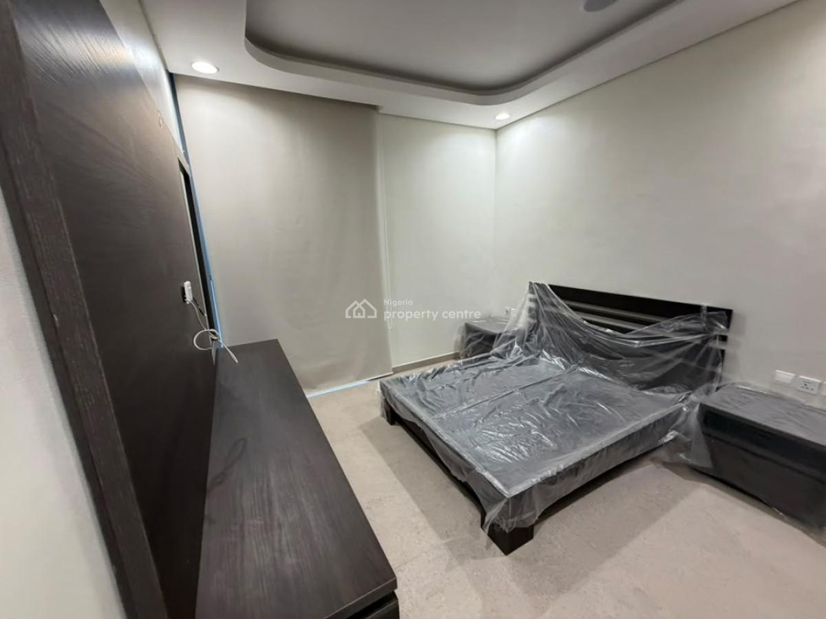Fully Furnished 3 Bedroom Flat with Swimming Pool., Asokoro District, Abuja, Flat / Apartment for Rent