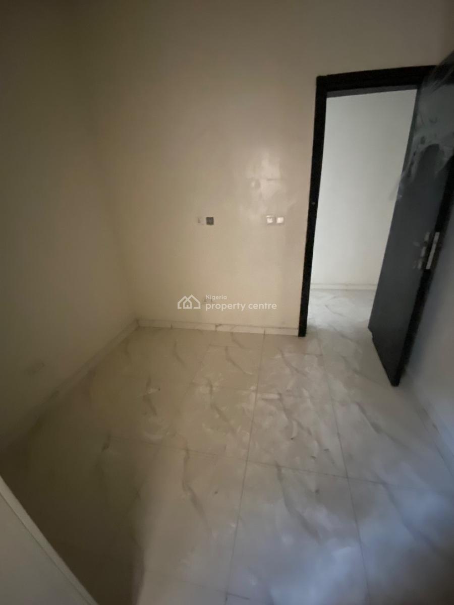 3 - Bedroom Terraced Duplex in a Serene Estate, Ikota, Lekki, Lagos, Terraced Duplex for Rent