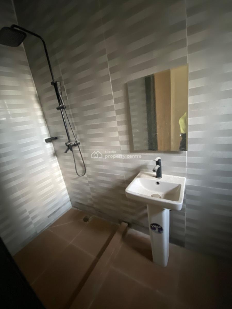 3 - Bedroom Terraced Duplex in a Serene Estate, Ikota, Lekki, Lagos, Terraced Duplex for Rent