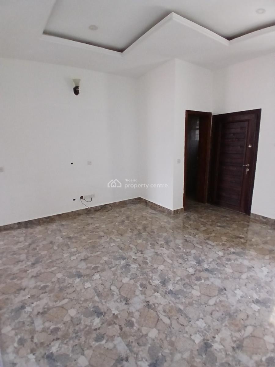 Serviced 1 Bedroom En-suite Mini Flat with Fitted Kitchen, Cabinets/pa, Ikate Elegushi, Lekki, Lagos, Flat / Apartment for Rent