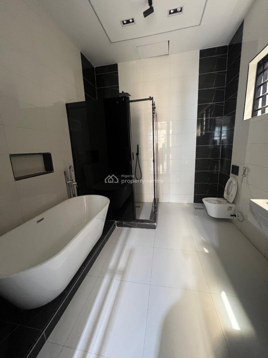Contemporary 5bedroom  Fully Detached Duplex, Wet & Dry Fitted Kitchen with Accessories  - [ ] Modern Day Pop Ceilin, Lekki, Lagos, Detached Duplex for Sale