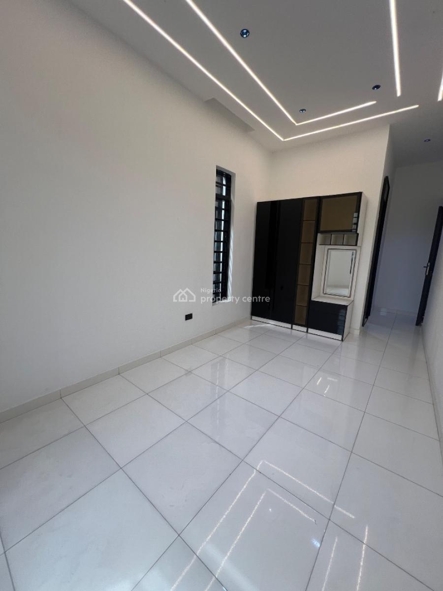 Contemporary 5bedroom  Fully Detached Duplex, Wet & Dry Fitted Kitchen with Accessories  - [ ] Modern Day Pop Ceilin, Lekki, Lagos, Detached Duplex for Sale