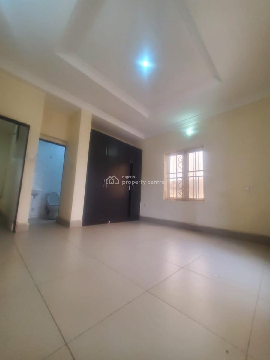 Luxurious Massive 2bedroom Flat, By American Intl School, Durumi, Abuja, Flat / Apartment for Rent