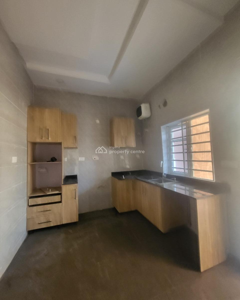 Luxurious Massive 3bedroom Flat, By Legislative Quarters, Gudu, Abuja, Flat / Apartment for Rent