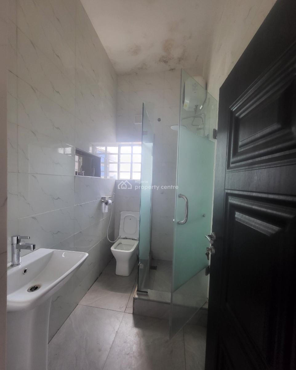 Luxurious Massive 3bedroom Flat, By Legislative Quarters, Gudu, Abuja, Flat / Apartment for Rent