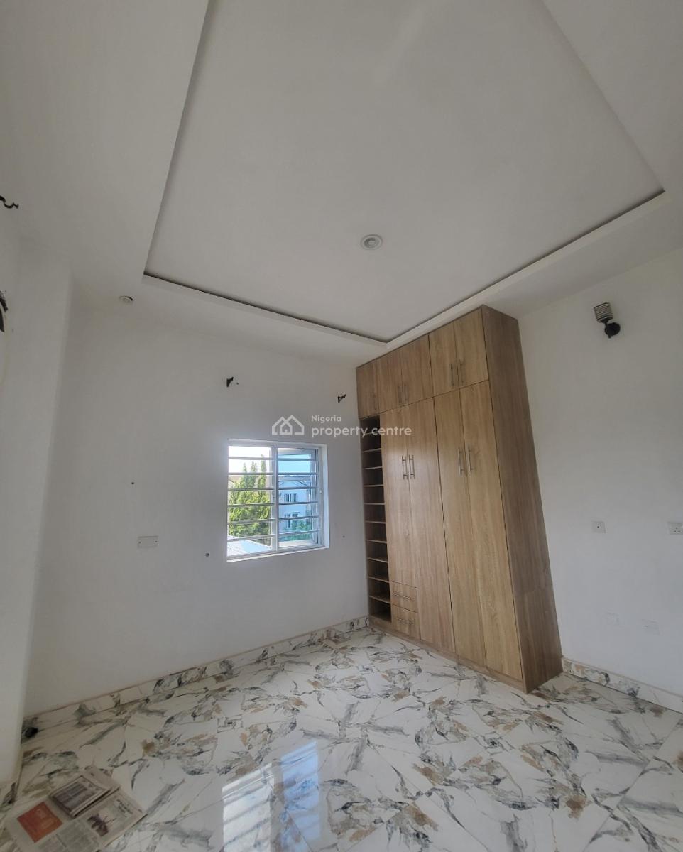 Luxurious Massive 3bedroom Flat, By Legislative Quarters, Gudu, Abuja, Flat / Apartment for Rent