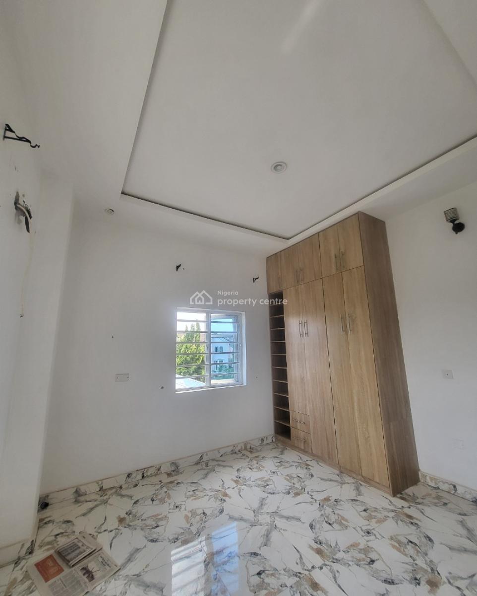 Luxurious Massive 3bedroom Flat, By Legislative Quarters, Gudu, Abuja, Flat / Apartment for Rent