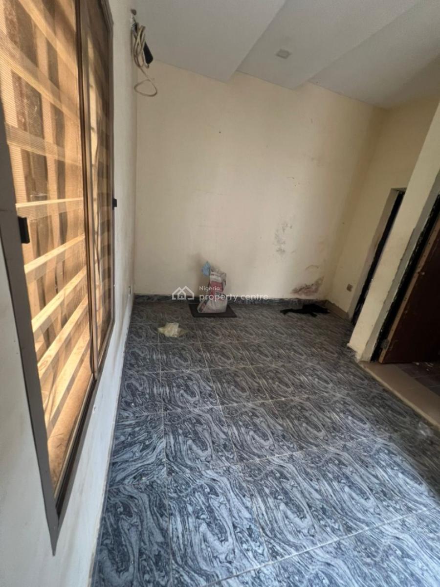 Sharp Self Con, Wuye, Abuja, Self Contain (single Rooms) for Rent