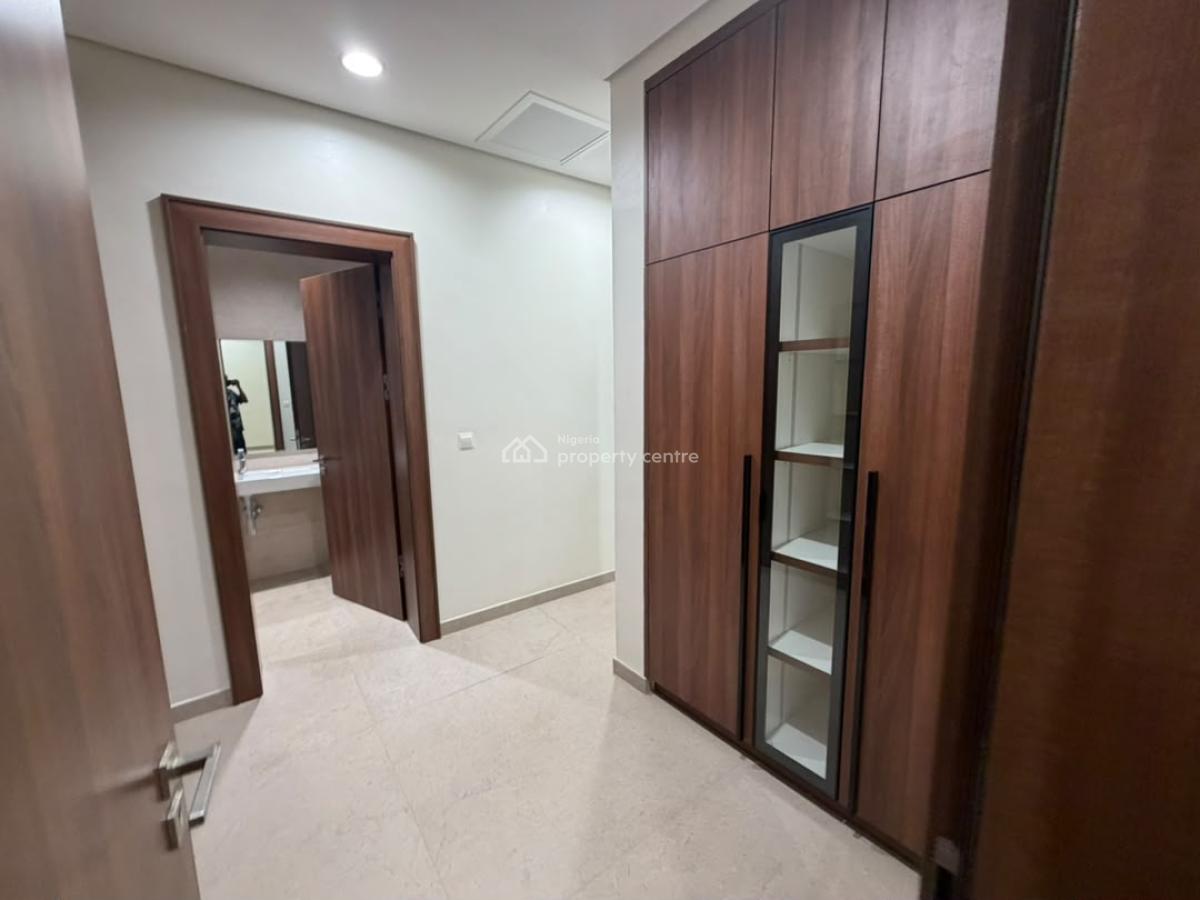 Luxury Furnished 3-bedroom Apartment with Bq & Swimming Pool, Asokoro District, Abuja, Flat / Apartment for Rent