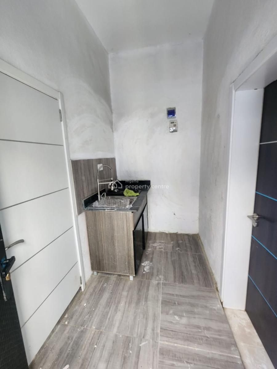 Fully Serviced Self Contained Bq with Private Kitchen-  24hour Light F, Lekki Phase 1, Lekki, Lagos, Self Contain (single Rooms) for Rent
