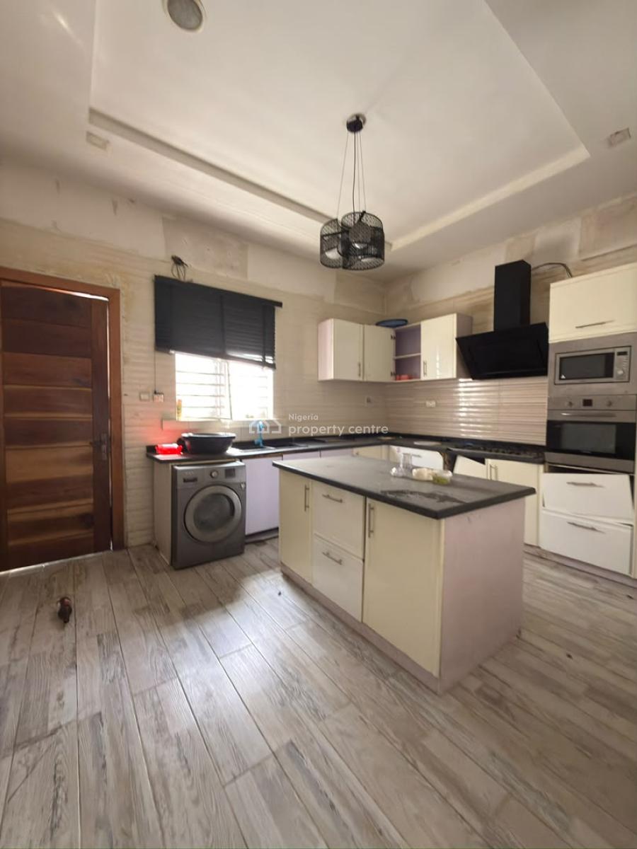 4 Bedroom Semi-detached Duplex with Bq, Osapa, Lekki, Lagos, Semi-detached Duplex for Rent