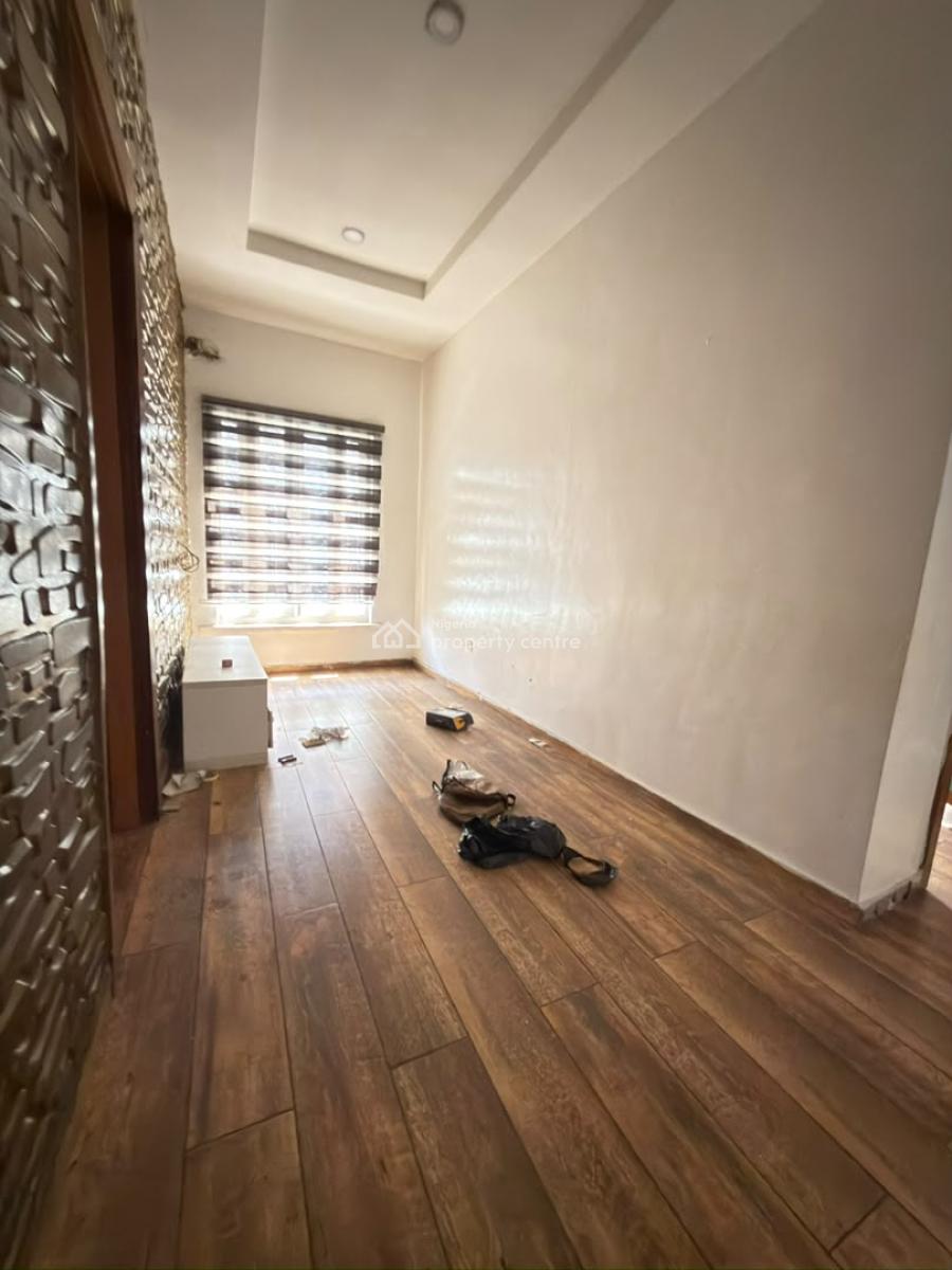 4 Bedroom Semi-detached Duplex with Bq, Osapa, Lekki, Lagos, Semi-detached Duplex for Rent
