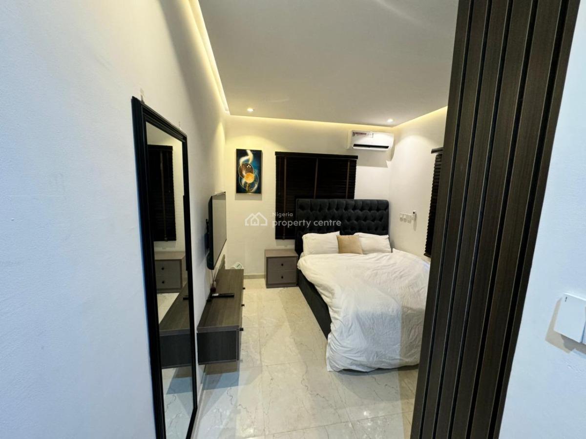 Tastefully Furnished 3 Bedroom Apartment, Aliu T. Tahir Crescent, Life Camp, Abuja, Flat / Apartment Short Let