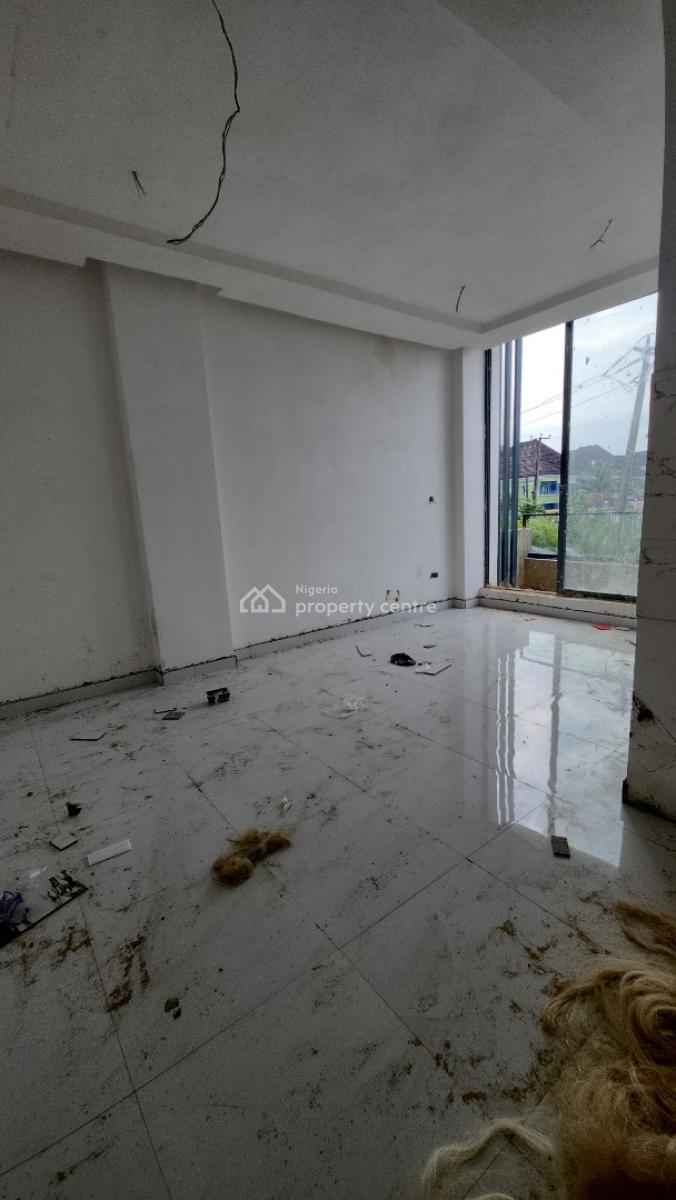 1, 2 & 3 Bedroom Serviced Apartment1bedroom Paints House: 180m,, Chevron Lekki, 1bedroom : 105m  2bedroom : 140m  1bedroom Paints House, Lekki, Lagos, Block of Flats for Sale