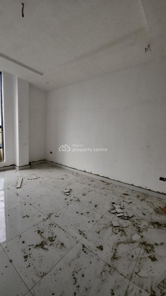 1, 2 & 3 Bedroom Serviced Apartment1bedroom Paints House: 180m,, Chevron Lekki, 1bedroom : 105m  2bedroom : 140m  1bedroom Paints House, Lekki, Lagos, Block of Flats for Sale