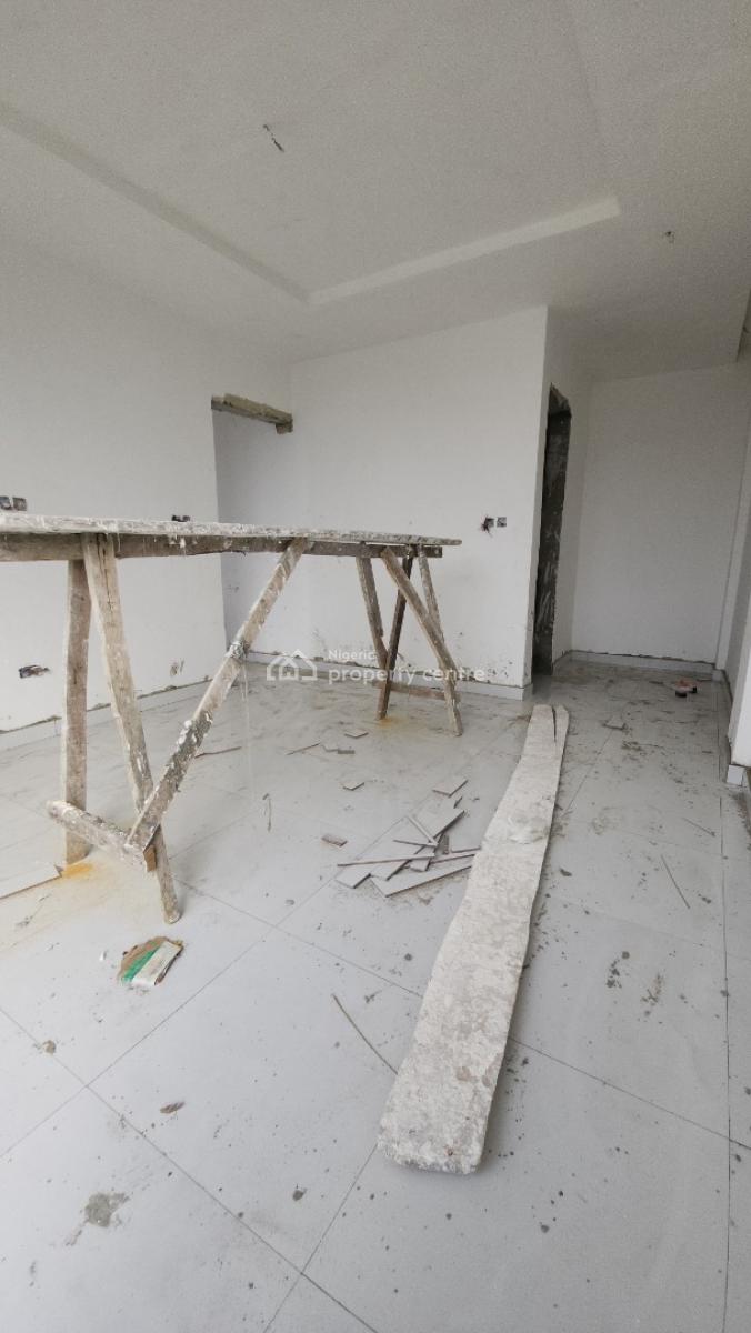 1, 2 & 3 Bedroom Serviced Apartment1bedroom Paints House: 180m,, Chevron Lekki, 1bedroom : 105m  2bedroom : 140m  1bedroom Paints House, Lekki, Lagos, Block of Flats for Sale