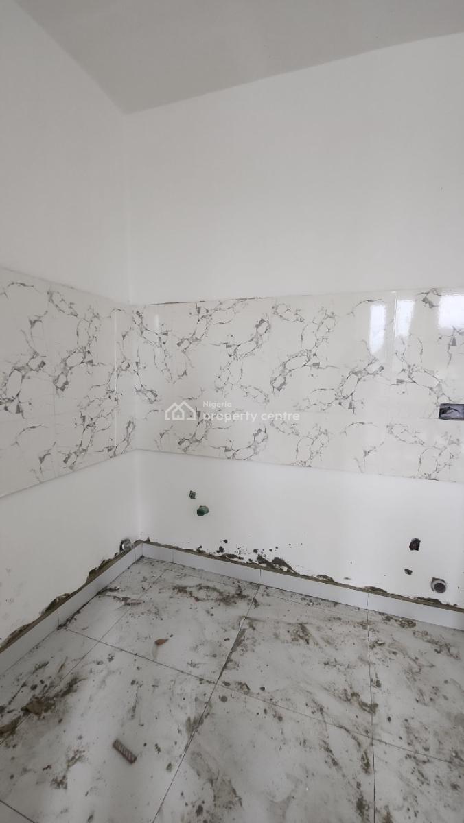 1, 2 & 3 Bedroom Serviced Apartment1bedroom Paints House: 180m,, Chevron Lekki, 1bedroom : 105m  2bedroom : 140m  1bedroom Paints House, Lekki, Lagos, Block of Flats for Sale
