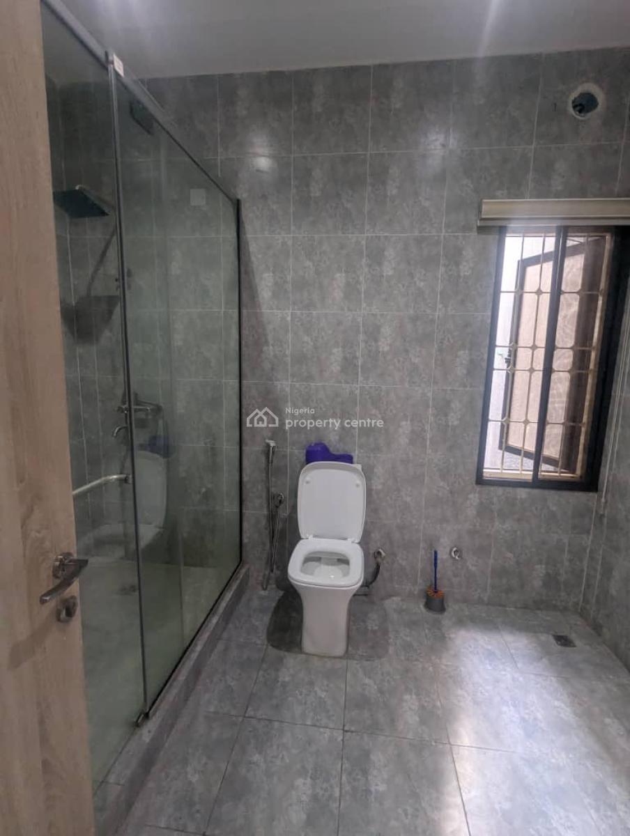 Well Built & Partialy Furnished 4bdrm Terrace and Bq, Gilmore Area, Jahi, Abuja, Terraced Duplex for Rent
