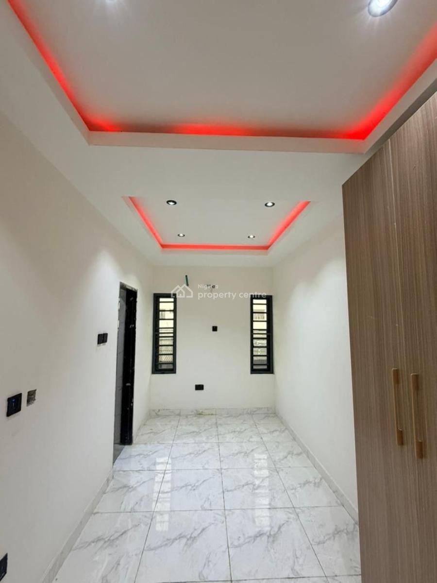 Exquisitely Built 3bedroom Apartments, Gbagada, Lagos, Flat / Apartment for Sale