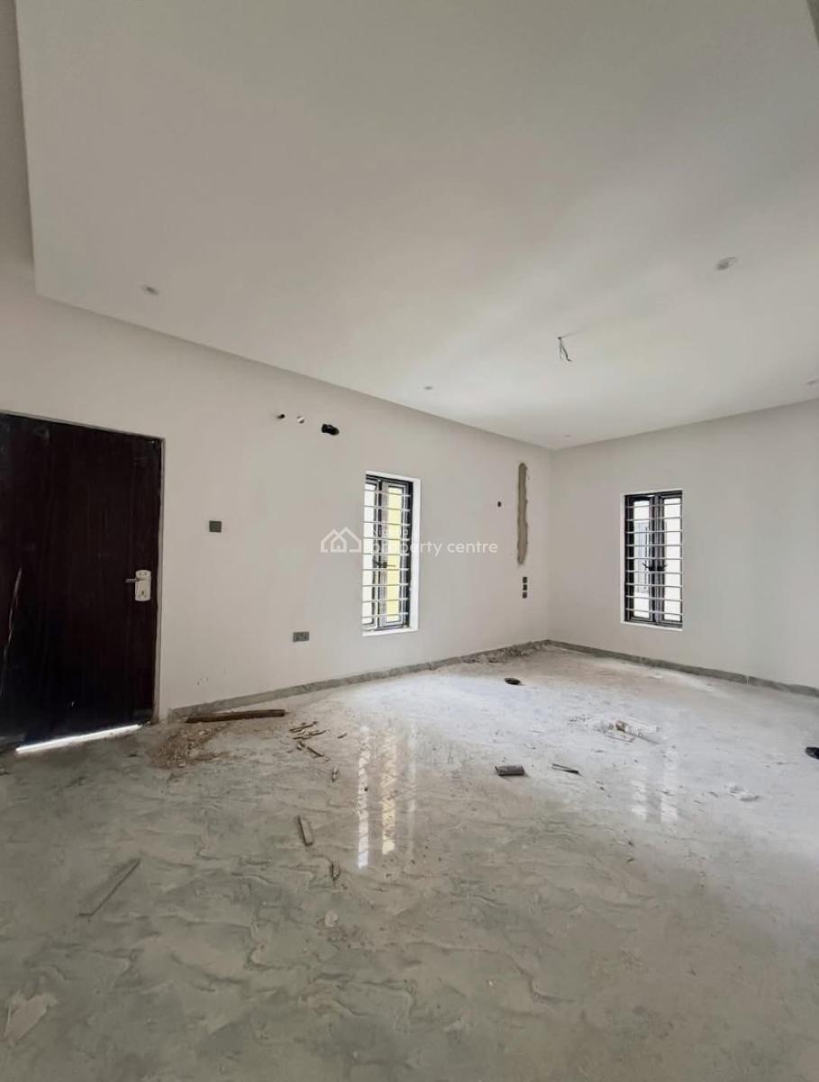 2 Bedroom Apartment, Gra Port Harcourt, Port Harcourt, Rivers, Block of Flats for Sale