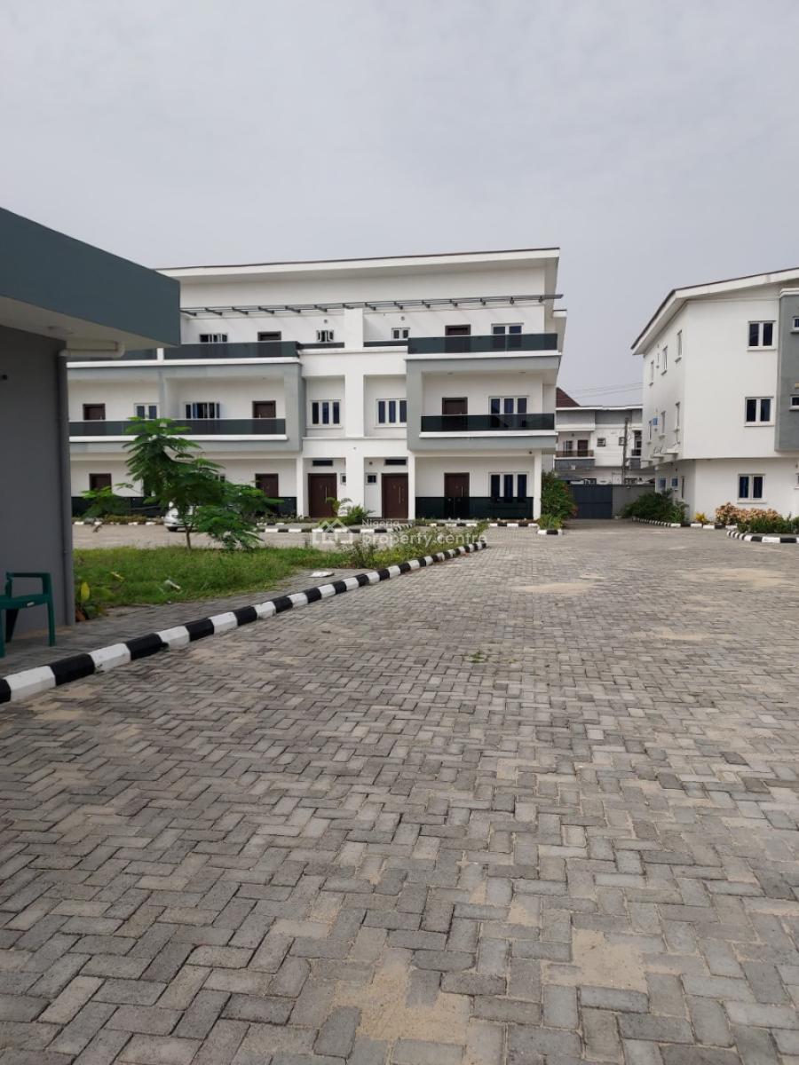 Luxury 4 Bedroom Terrace Duplex with Bq, Lekki County Road, Lekki, Lagos, Terraced Duplex for Rent