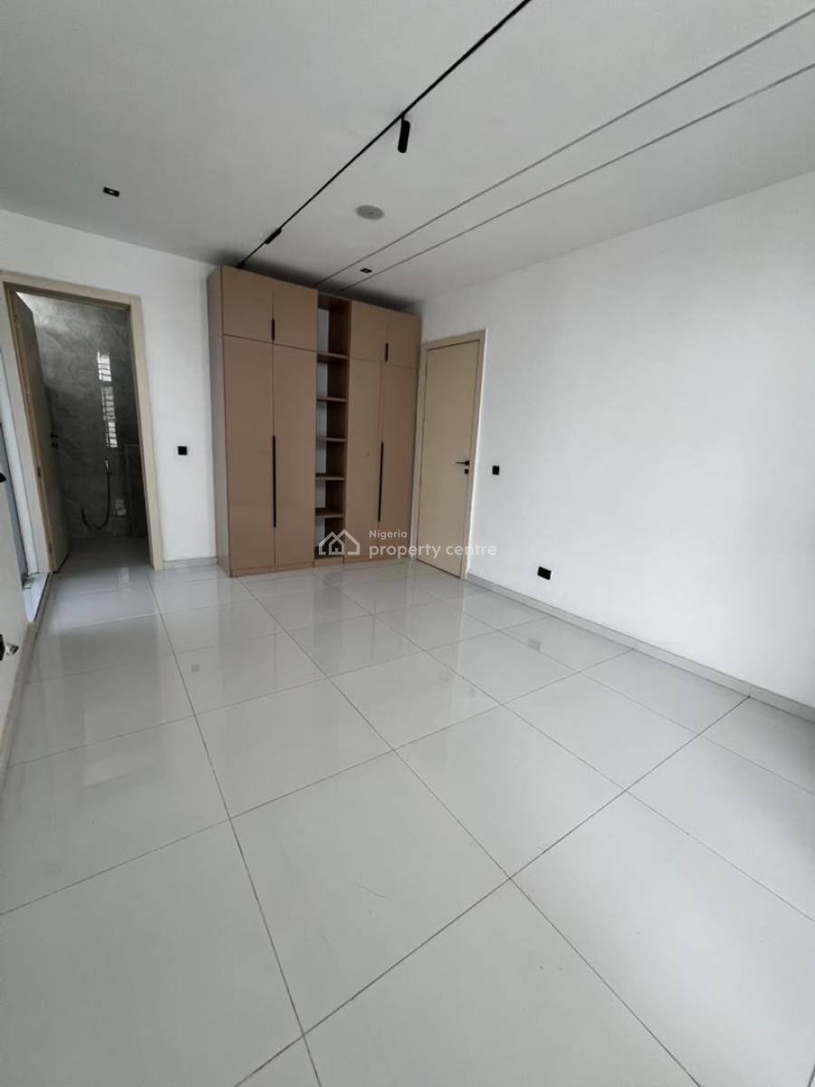 Luxury Built 6bedroom Fully Detached Duplex with Pool and Cinema Gym, Location: Chevron Lekki 💰price: 650m,swimming Pool• Gym• Entertainmen, Lekki, Lagos, Detached Duplex for Sale