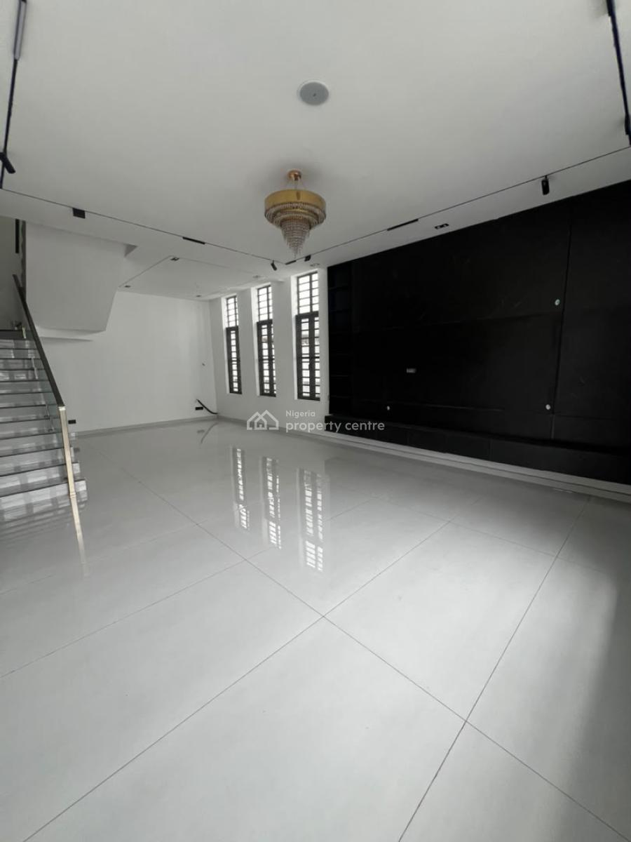 Luxury Built 6bedroom Fully Detached Duplex with Pool and Cinema Gym, Location: Chevron Lekki 💰price: 650m,swimming Pool• Gym• Entertainmen, Lekki, Lagos, Detached Duplex for Sale
