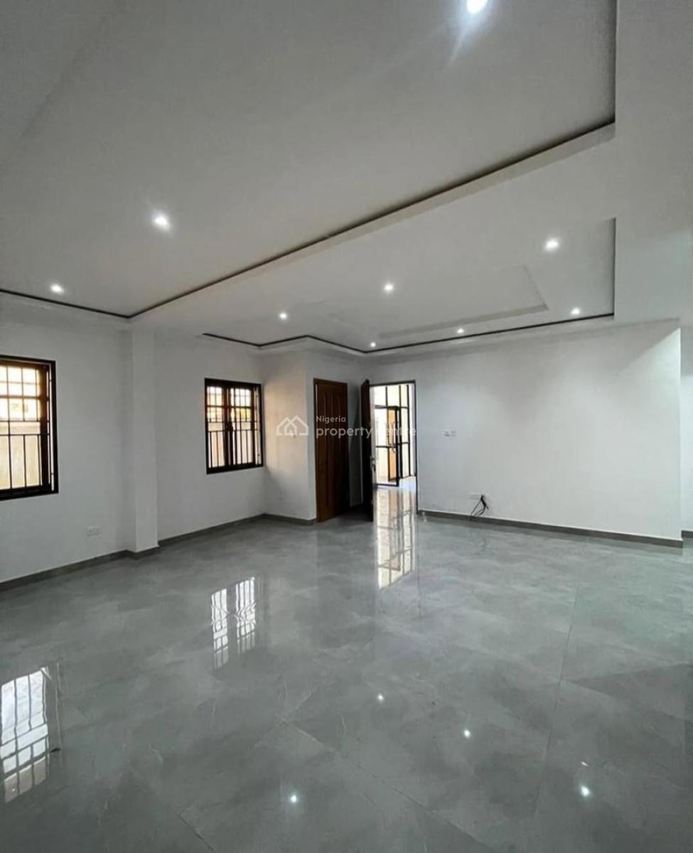 Serviced 3 Bedroom Ensuite Flat. It Will Come with an Enclosed Fitted, Lekki Phase 1, Lekki, Lagos, Flat / Apartment for Rent