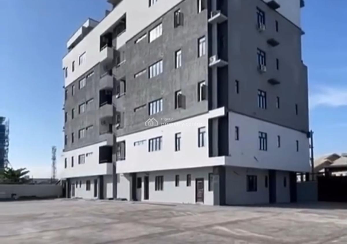 Serviced 3 Bedroom Ensuite Flat. It Will Come with an Enclosed Fitted, Lekki Phase 1, Lekki, Lagos, Flat / Apartment for Rent