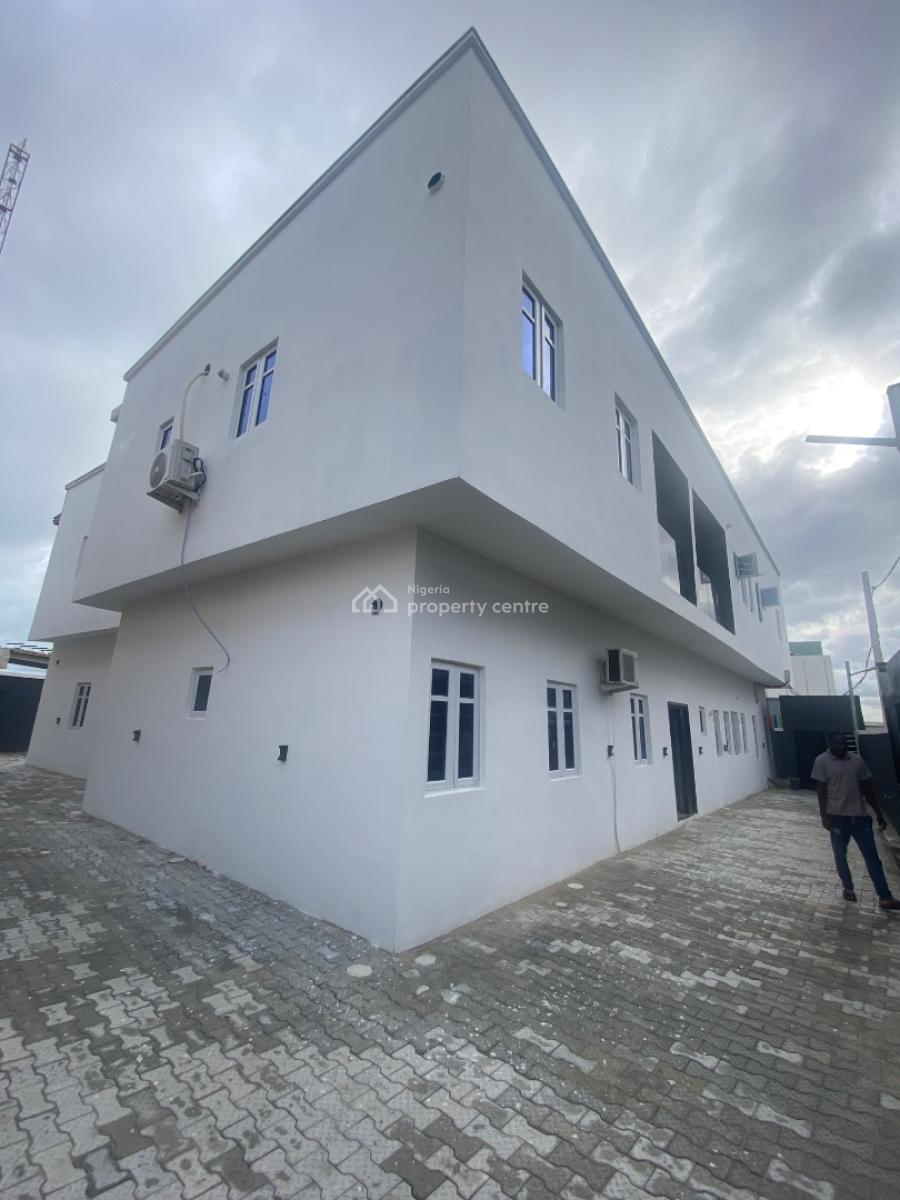 2 Bedroom Apartment, Ologolo, Lekki, Lagos, Flat / Apartment for Rent