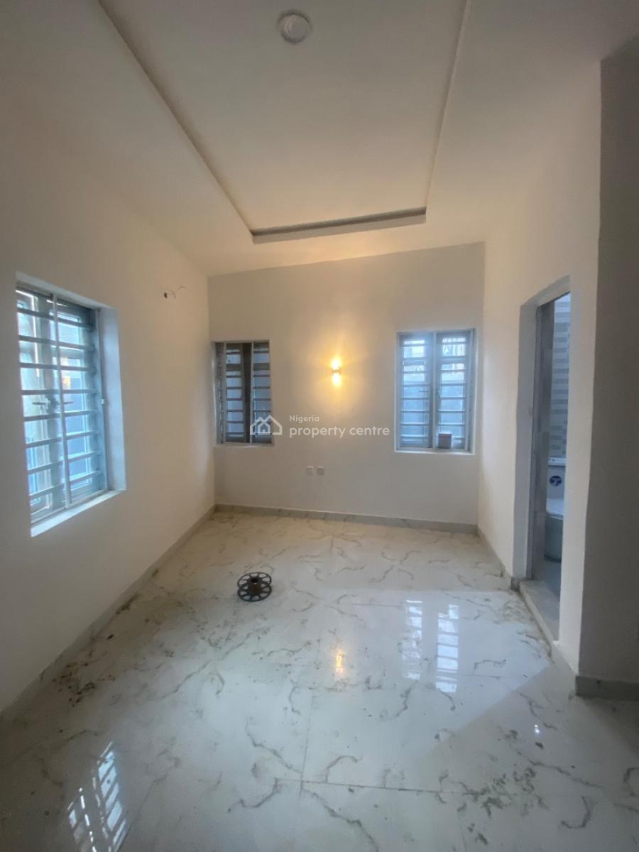 2 Bedroom Apartment, Ologolo, Lekki, Lagos, Flat / Apartment for Rent
