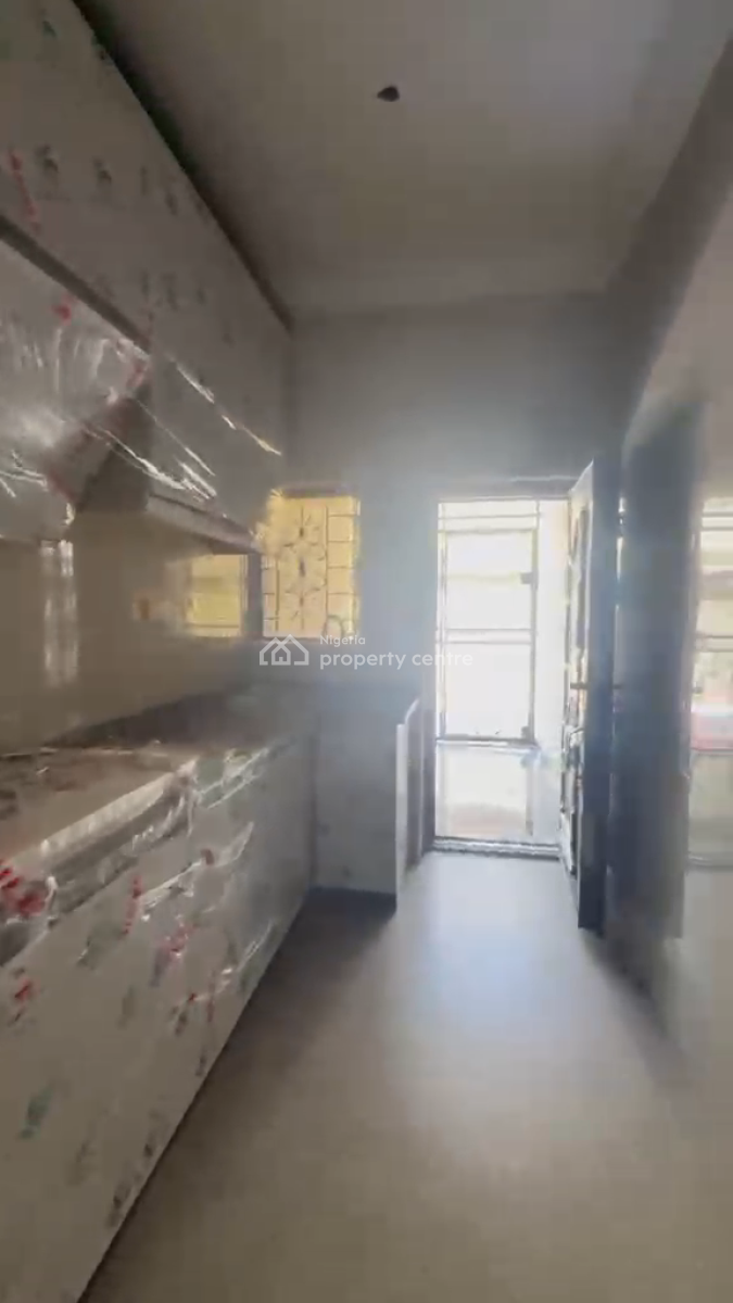 4 Bedroom Duplex, Self Compound, Lakeview Face 1 Estate Lagos, Amuwo Odofin, Lagos, Semi-detached Duplex for Sale