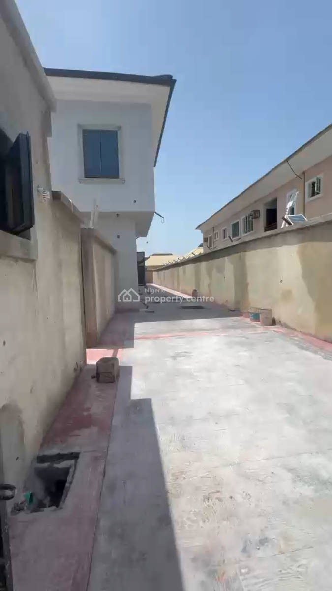 4 Bedroom Duplex, Self Compound, Lakeview Face 1 Estate Lagos, Amuwo Odofin, Lagos, Semi-detached Duplex for Sale