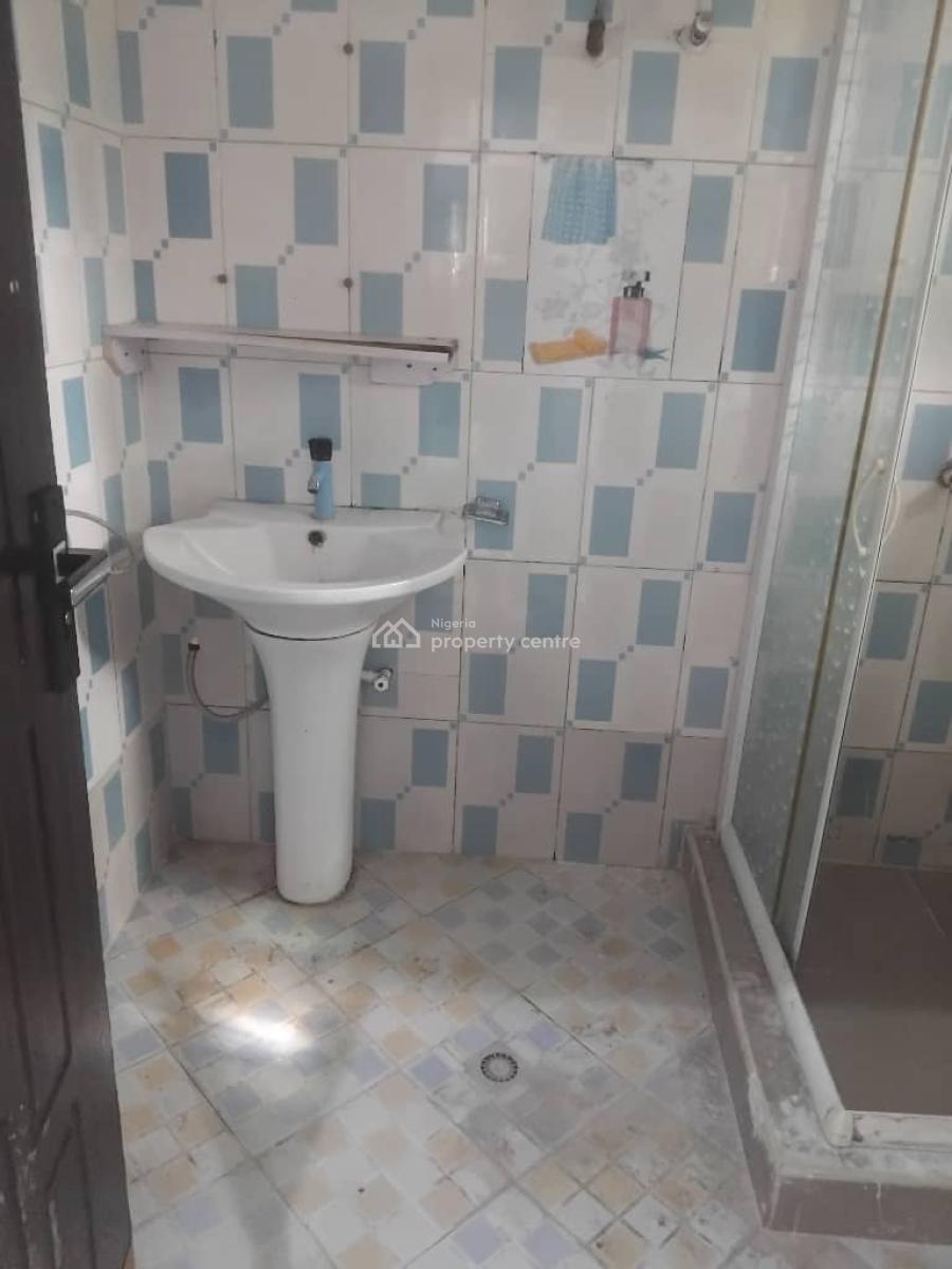 Mini Flat, Shoprite Road Osapa,  Lekki, Osapa, Lekki, Lagos, Mini Flat (room and Parlour) for Rent