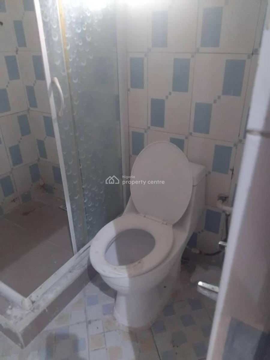 Mini Flat, Shoprite Road Osapa,  Lekki, Osapa, Lekki, Lagos, Mini Flat (room and Parlour) for Rent