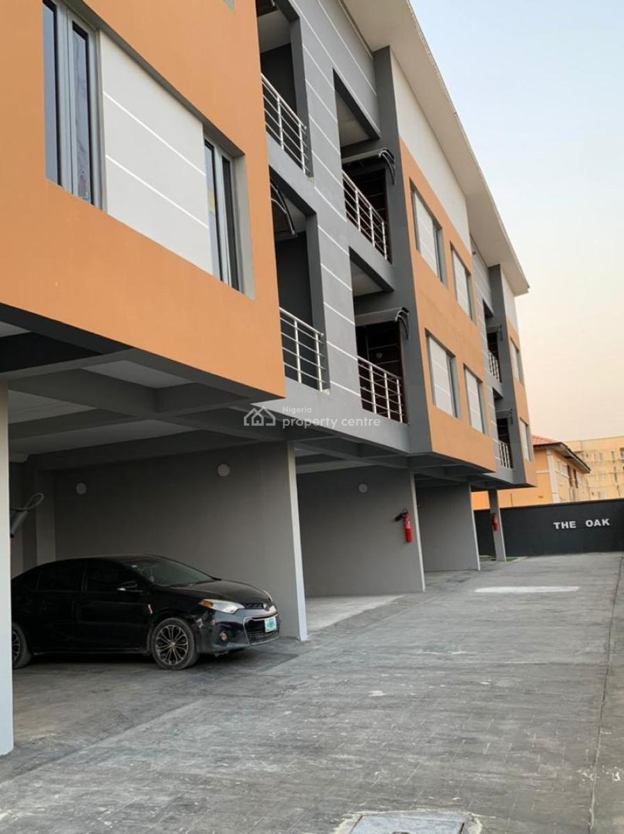 Direct Brief  4 Bedroom Corner Piece Terrace with Maidens Room, Atlantic Beach Estate By New Road Chevron, Lekki, Lekki, Lagos, Terraced Duplex for Sale