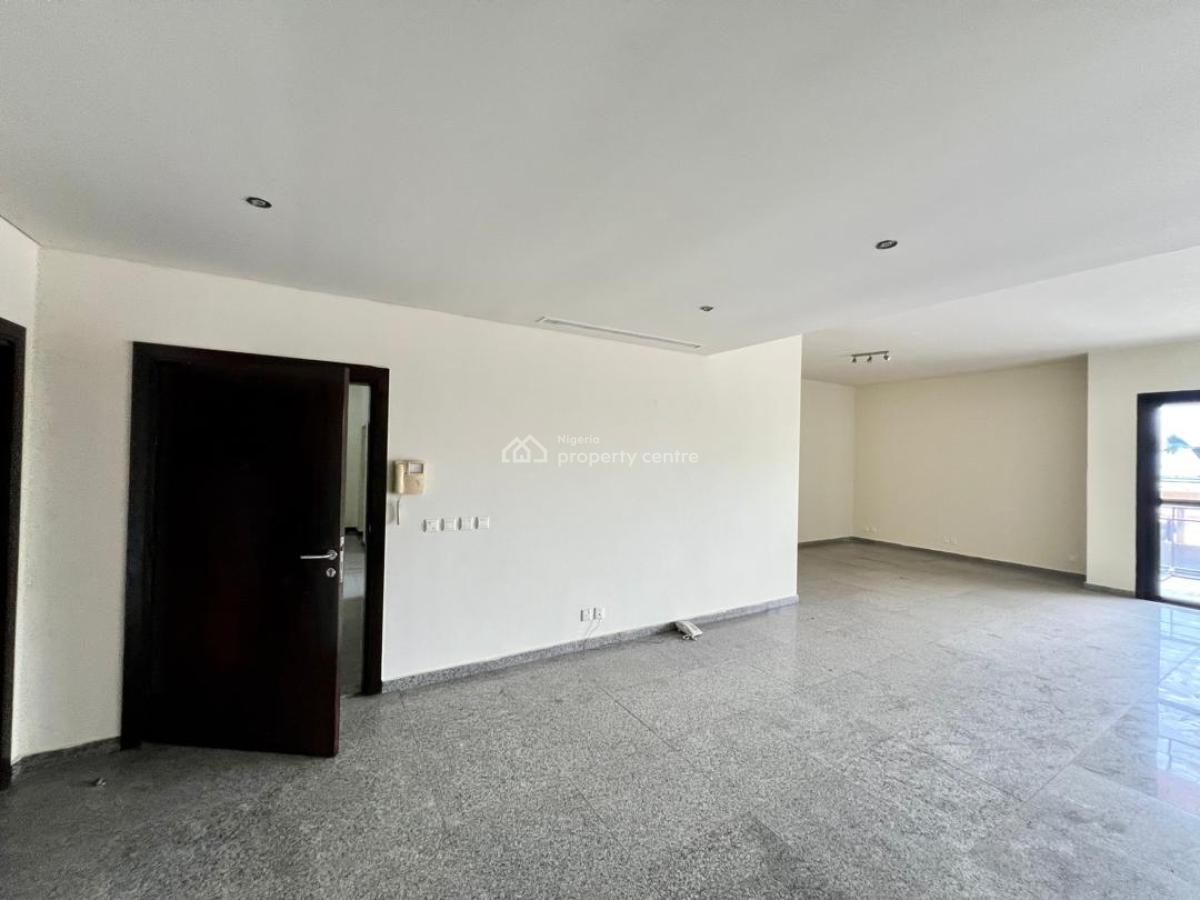 3 Bedroom Apartment with a Maids Room  Fully Serviced, Banana Island Ikoyi, Banana Island, Ikoyi, Lagos, Flat / Apartment for Sale
