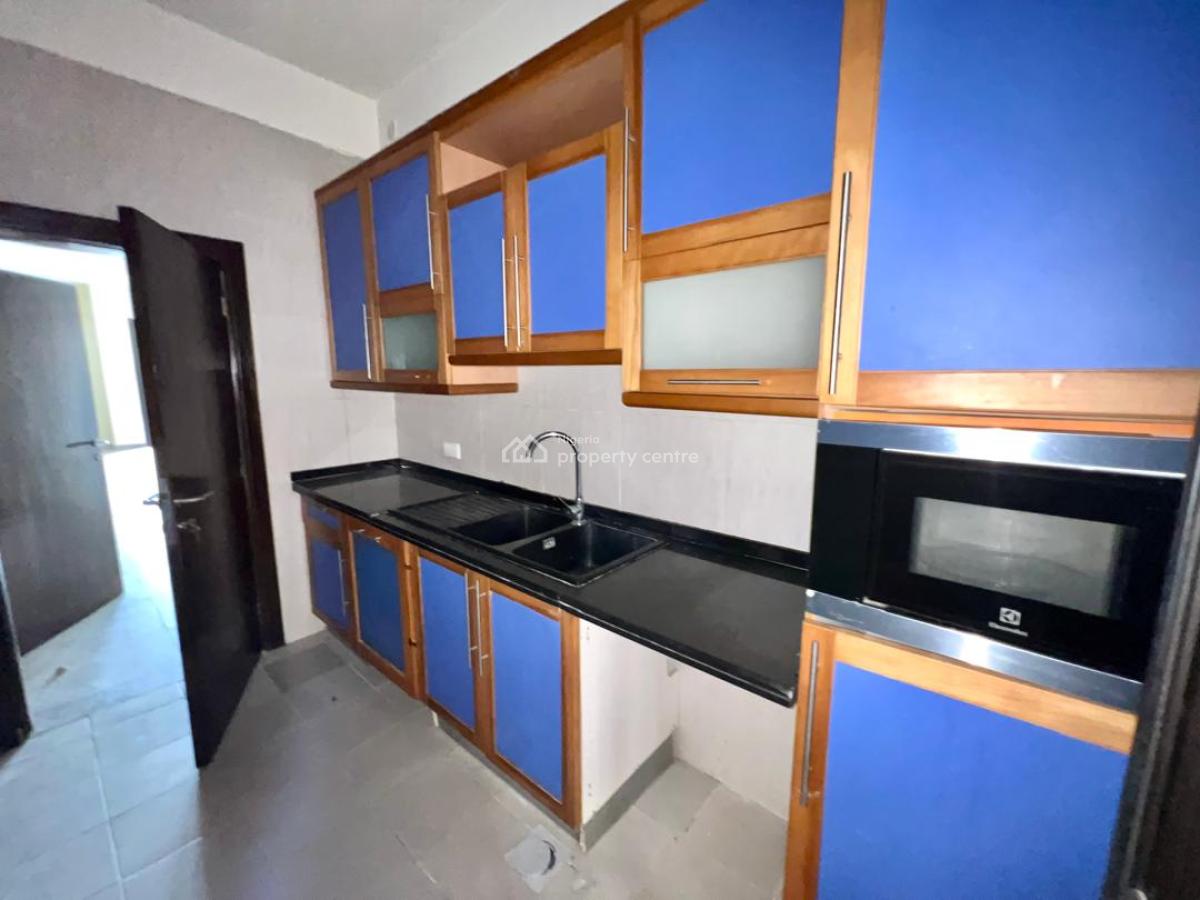 3 Bedroom Apartment with a Maids Room  Fully Serviced, Banana Island Ikoyi, Banana Island, Ikoyi, Lagos, Flat / Apartment for Sale