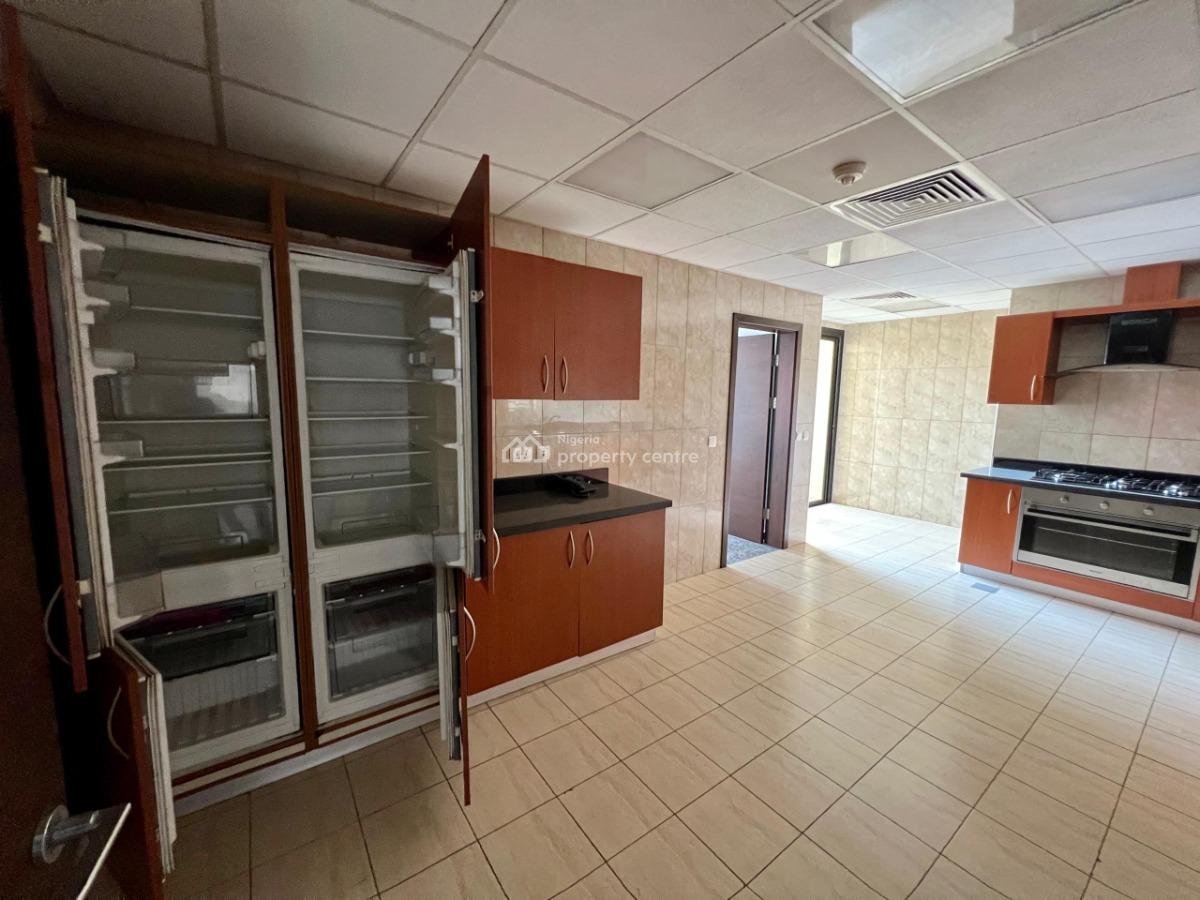 4-bedroom Apartment with a Maids Room  Fully Serviced, Banana Island Ikoyi, Banana Island, Ikoyi, Lagos, Flat / Apartment for Sale