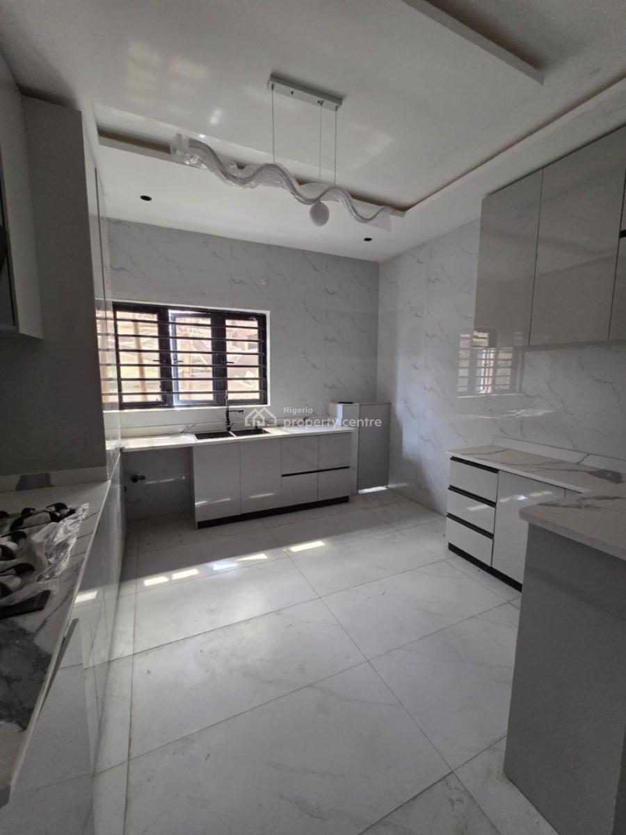Excellently Built 3 Bedroom Apartment with in a Secured Estate, Maryland, Ikeja, Lagos, Flat / Apartment for Sale