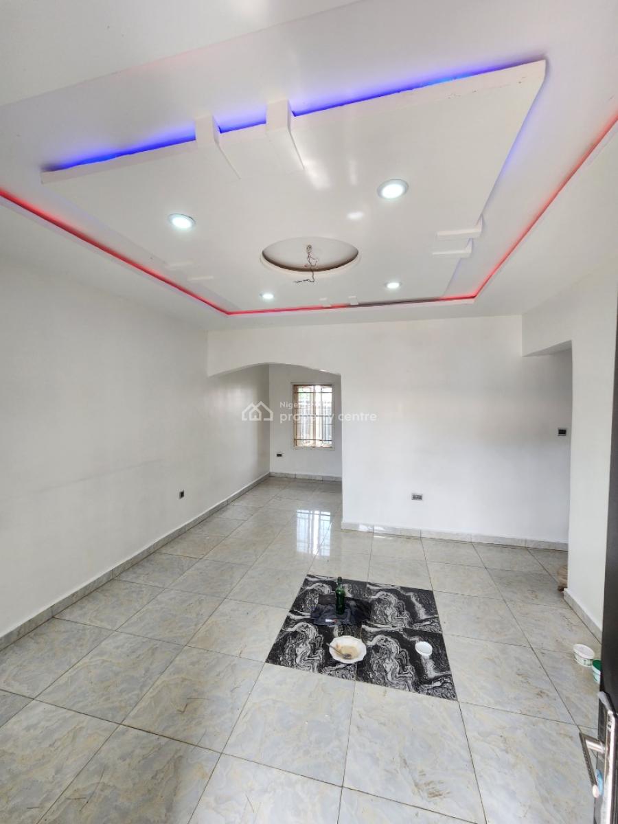 Luxury Two Bedroom Block of Flat, Dawaki District, Dawaki, Gwarinpa, Abuja, Flat / Apartment for Rent