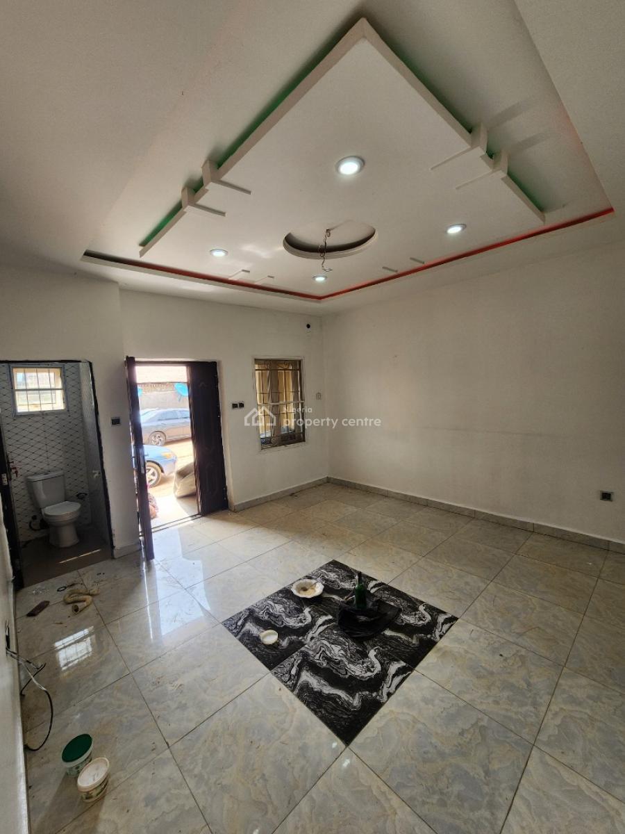 Luxury Two Bedroom Block of Flat, Dawaki District, Dawaki, Gwarinpa, Abuja, Flat / Apartment for Rent